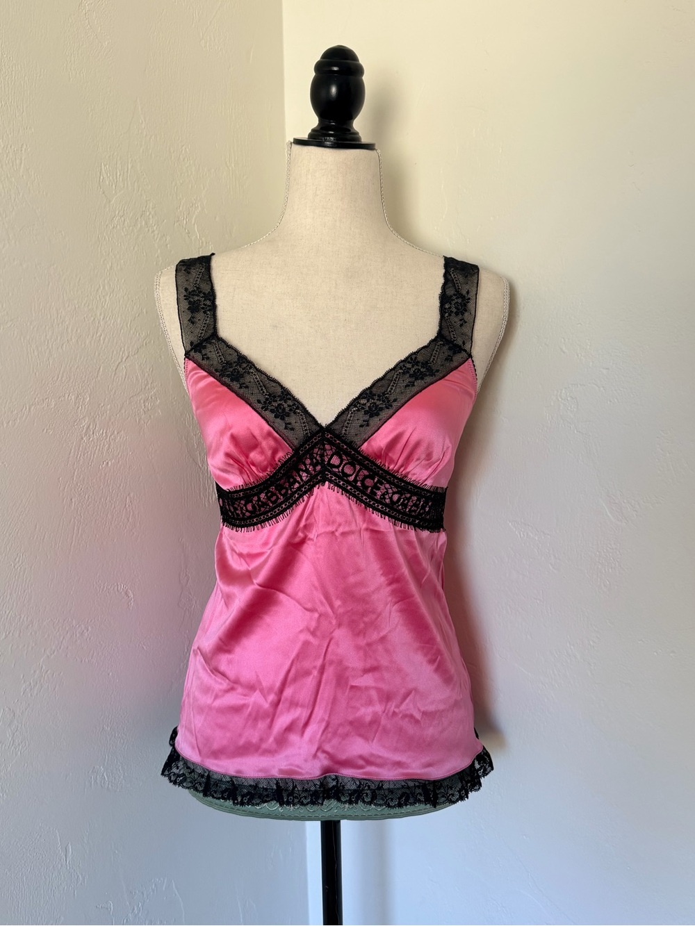 Dolce & Gabbana Silk Satin Lingerie Top with Logo Lace – Pink/Black – IT 42 (M)